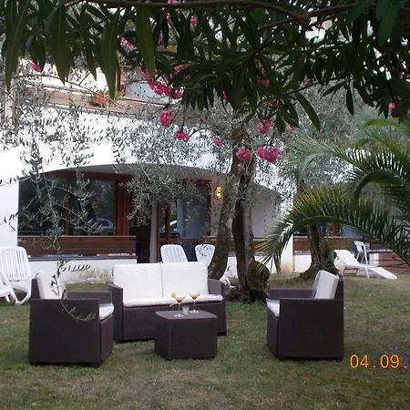 Otel Laura Christina